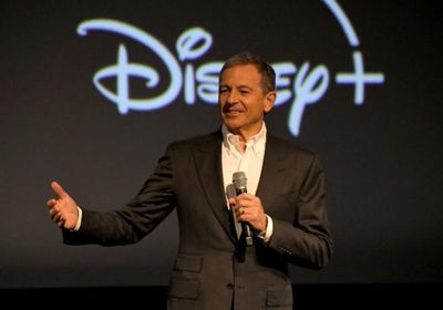 ديزني ترفع تعويضات رئيسها بوب إيجر إلى 41.1 مليون دولار