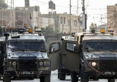 مقتل 10 فلسطينيين في غارة إسرائيلية بالضفة الغربية