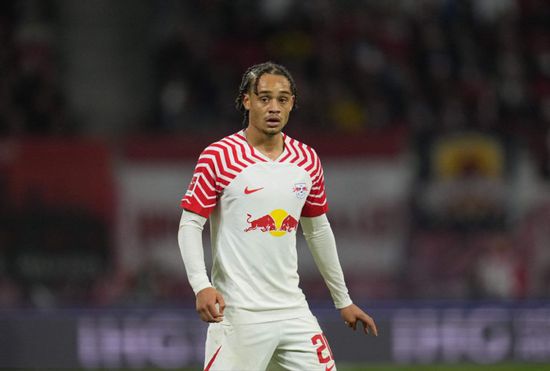 سيمونز ينتقل بشكل دائم إلى لايبزيج من سان جيرمان