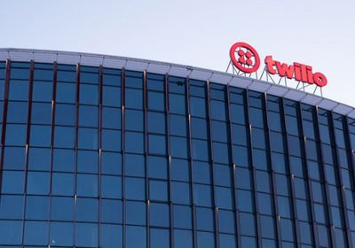 سهم "تويليو" يقفز 20% بعد توقعات قوية للأعوام 3 المقبلة