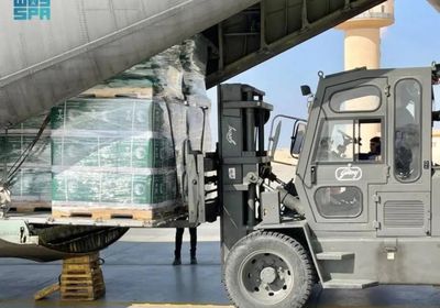 السعودية: وصول الطائرة الـ55 لإغاثة الشعب الفلسطيني في غزة