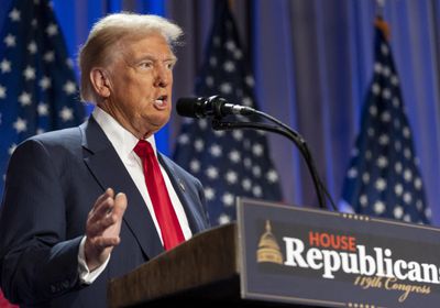    ترامب يتعهد بفرض رسوم جمركية على الصين والمكسيك وكندا