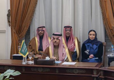 وزير الخارجية السعودي يشارك في اجتماع القاهرة