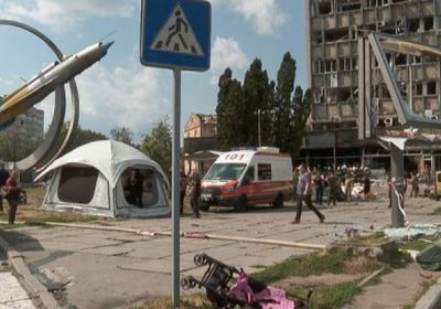 أوكرانيا تتهم روسيا بقصف مدرسة في "كورسك"