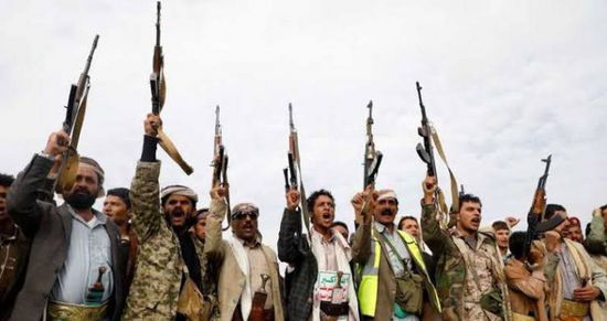 خسائر ميدانية للحوثيين.. المليشيات تشيع قتلاها وانتكاساتها