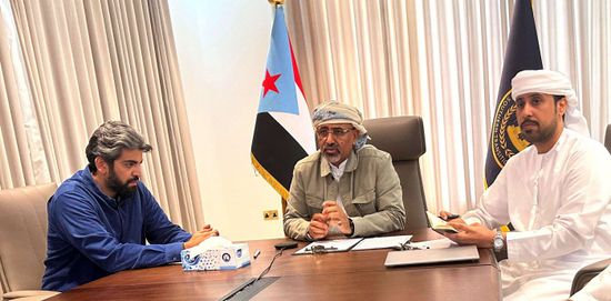 بذكرى تأسيسها.. الرئيس الزُبيدي يثمن الدور المحور لقوات الحزام الأمني