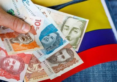 التوترات السياسية تدفع البيزو الكولومبي إلى الانخفاض الحاد