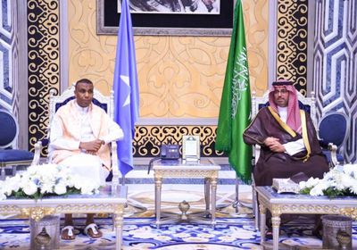 رئيس الوزراء الصومالي يصل جدة