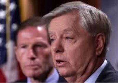  سيناتور أمريكي يطالب بتدمير البرنامج النووي الإيراني