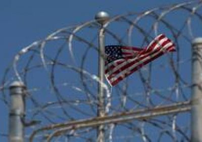 أمريكا تهدد المهاجرين غير الشرعيين بالاعتقال في غوانتانامو