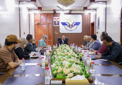 وزير النقل يكشف تهديد الحوثيين لشركات الطيران