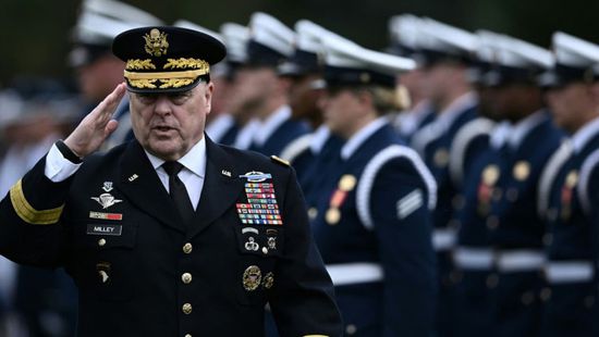 الجيش الأمريكي يرسل مهاجرين إلى خليج جوانتانامو للمرة الأولى