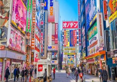 اليابان تسجل رقماً قياسياً في عدد العمال الأجانب