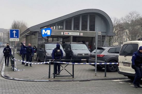 شرطة بلجيكا تطارد مسلحين بعد إطلاق النار بمحطة مترو ببروكسل