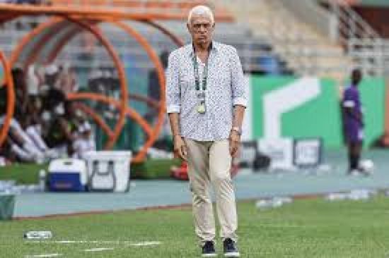 الجيش الملكي المغربي ينفصل عن المدرب فيلود بالتراضي