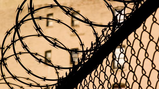 المكسيك: لن نسمح لواشنطن بإرسال مواطنينا إلى غوانتانامو