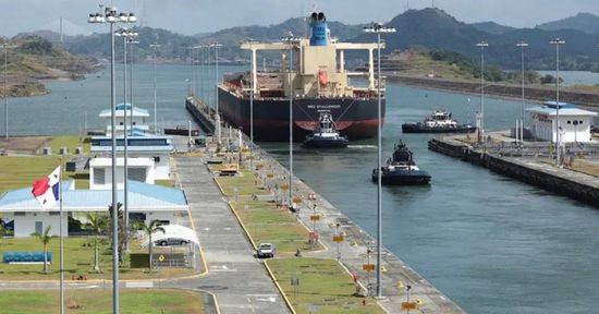 السفن الأمريكية تعبر قناة بنما "مجانًا"