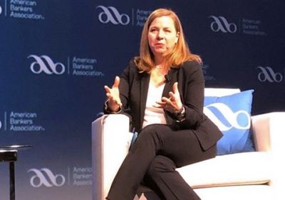 بومان تحذر من تباطؤ التقدم في مكافحة التضخم