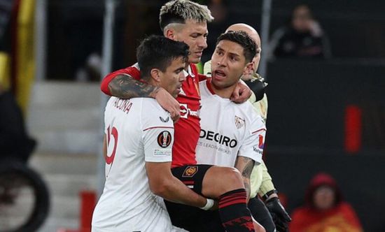 مارتينيز مدافع يونايتد سيغيب فترة طويلة واستمرار غياب شو