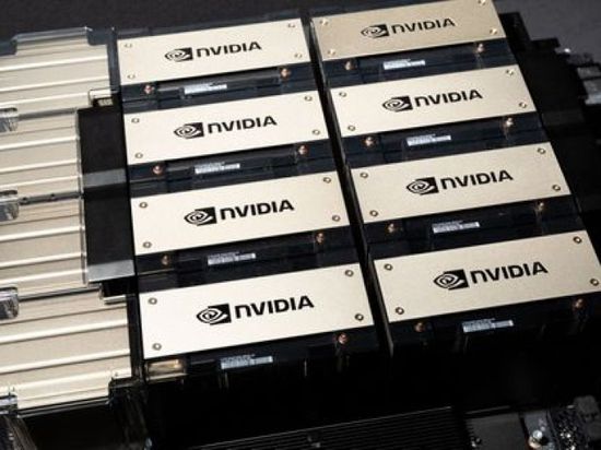 إيه إم دي تكشف قفزة في الأرباح مع زيادة المبيعات