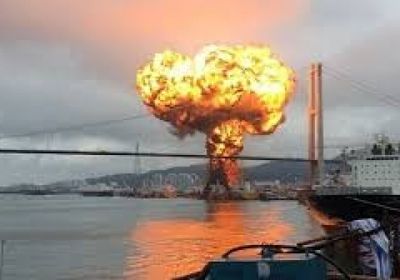 روسيا تحقق في انفجار على متن ناقلة نفط