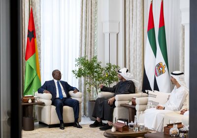 محمد بن زايد ورئيس غينيا بيساو يبحثان العلاقات بين البلدين