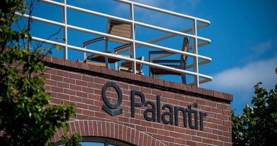 قفزة قوية لسهم بلانتير 18% بدعم من نتائج قوية