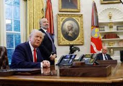 ترامب يصعد حرب الرسوم مستهدفا واردات الألمنيوم والصلب