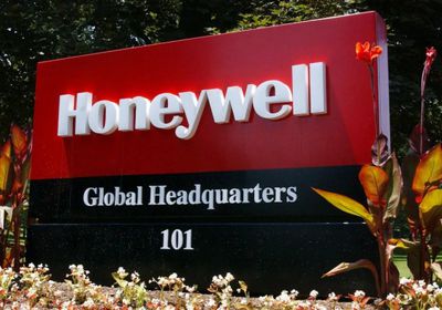 هانيويل تعلن عن خطط لتقسيم أعمالها إلى ثلاث شركات