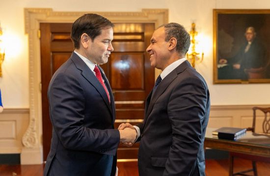 وزير الخارجية المصري يعقد جلسة مباحثات مع نظيره الأمريكي في واشنطن