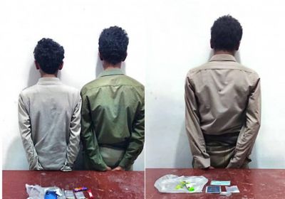 القبض على 3 مهربين للمخدرات بأطراف مدينة عتق