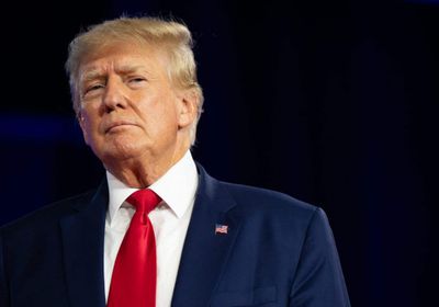 ترامب يخطط لفرض رسوم جمركية على السيارات والأدوية