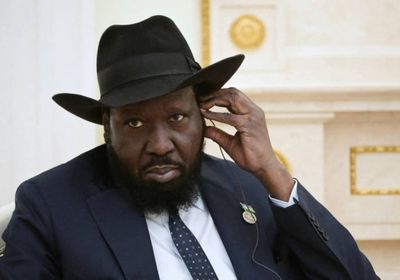 رئيس جنوب السودان يطيح بنوابه وعدد من الوزراء والمسؤولين