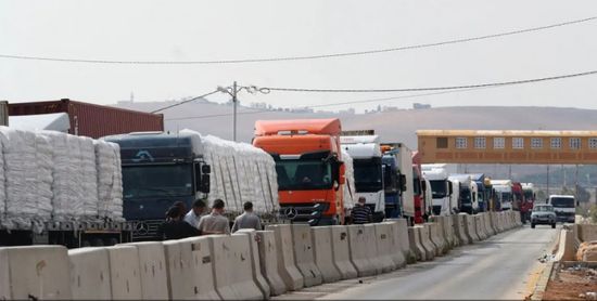الأردن يعفي الشاحنات السورية من جميع الرسوم عند الحدود