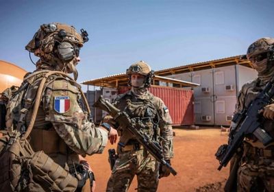 القوات الفرنسية تعلن مغادرة السنغال بحلول نهاية 2025