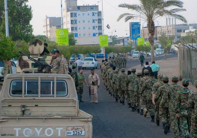 قوات الشرطة تنتشر في شوارع البريقة