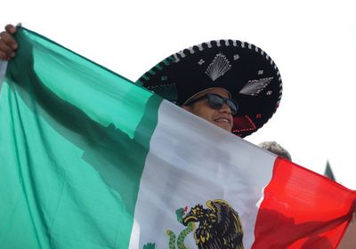 المكسيك تهدد صناع الأسلحة الأمريكيين بإجراءات قانونية جديدة