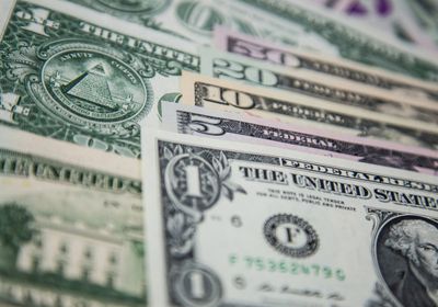 تراجع عوائد السندات الأمريكية وسط مخاوف من الحرب التجارية