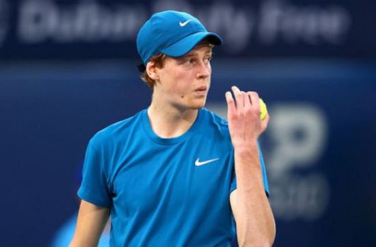 سينر يقبل الإيقاف ثلاثة شهور بعد تسوية مع الوادا