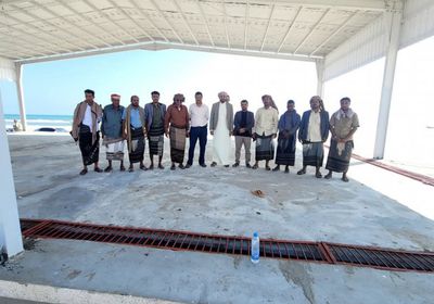 بدعم إماراتي.. إنجاز مشروع الإنزال السمكي في رضوم