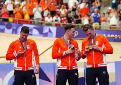 النرويجي ثينجنز بو يحرز ذهبية المطاردة في بطولة العالم للثنائي