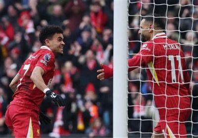 دياز وصلاح يقودان ليفربول للفوز على ولفرهامبتون