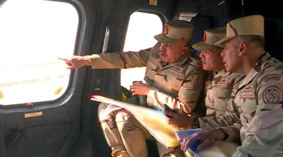 رئيس أركان الجيش المصري يتفقد الحدود الغربية