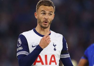 ماديسون لاعب وسط توتنهام يُسكت المنتقدين بهدفه في يونايتد