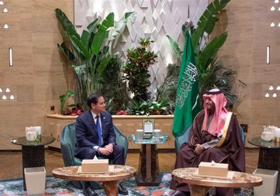ولي العهد السعودي يستقبل وزير الخارجية الأمريكي