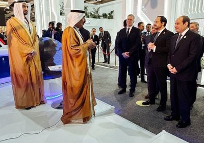 الرئيسان المصري والقبرصي يطلعان على "دراجون أويل" في إيجبس 2025