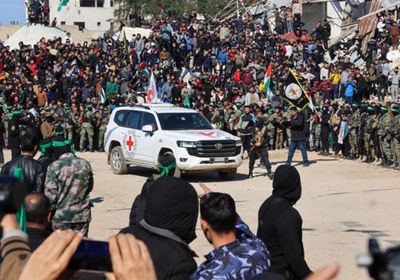 إسرائيل تستلم 4 جثث و6 رهائن أحياء لدى حماس