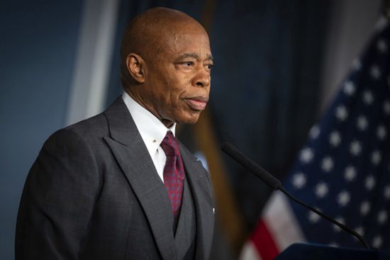 بسبب الهجرة.. مطالبات باستقالة رئيسة بلدية نيويورك