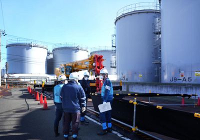 مدير الوكالة الدولية للطاقة الذرية يتفقد تربة فوكوشيما