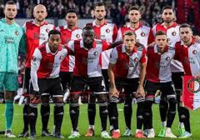 فينوورد يبلغ دور 16 لدوري الأبطال بعد التعادل مع عشرة لاعبين من ميلان